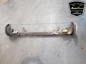 Used Rear-wheel drive axle Volkswagen Crafter (SY) 2.0 TDI Price on request offered by AutoHam