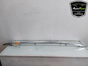 Used Roof rail kit Opel Astra J Sports Tourer (PD8/PE8/PF8) 1.4 Turbo 16V Price € 100,00 Margin scheme offered by AutoHam