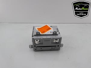 Usagé Radio/Lecteur CD Opel Astra J Sports Tourer (PD8/PE8/PF8) 1.4 Turbo 16V Prix sur demande proposé par AutoHam