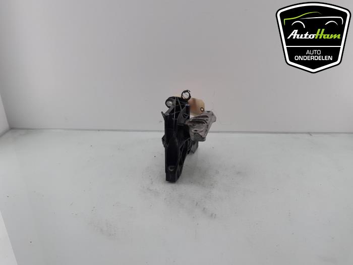 Used Engine mount Peugeot Partner (EA//EF/EN/EU) 1.5 BlueHDi 100 Price € 25,00 Margin scheme offered by AutoHam