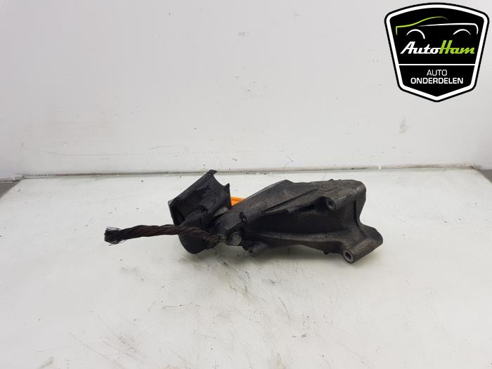 Used Engine mount Volkswagen Crafter 2.0 TDI 16V Price € 20,00 Margin scheme offered by AutoHam