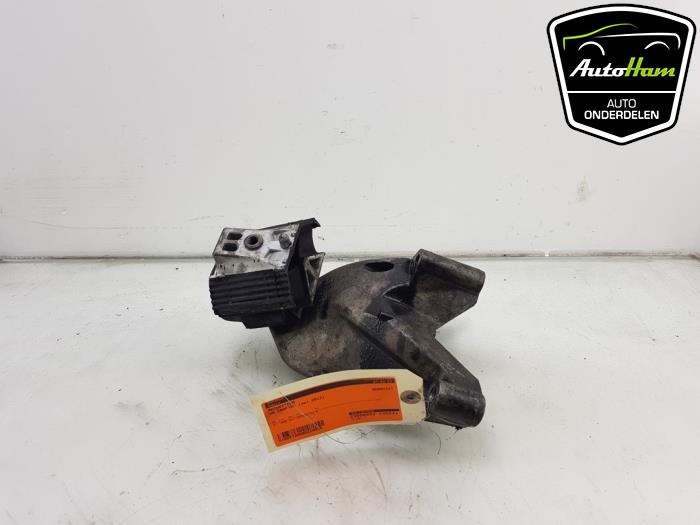 Used Engine mount Volkswagen Crafter 2.0 TDI 16V Price € 25,00 Margin scheme offered by AutoHam