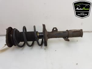 Used Front shock absorber, right Toyota Avensis Wagon (T25/B1E) 2.0 16V VVT-i D4 Price € 60,00 Margin scheme offered by AutoHam