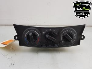 Usados Panel de control de calefacción Suzuki Swift (ZA/ZC/ZD) 1.2 16V Precio € 35,00 Norma de margen ofrecido por AutoHam