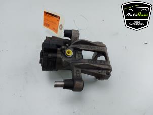 Used Rear brake calliper, left Volkswagen Golf VIII (CD1) 1.0 TSI 12V Price € 95,00 Margin scheme offered by AutoHam