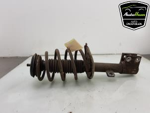 Used Front shock absorber, right Peugeot Partner (GC/GF/GG/GJ/GK) 1.6 HDI 90 Price € 50,00 Margin scheme offered by AutoHam