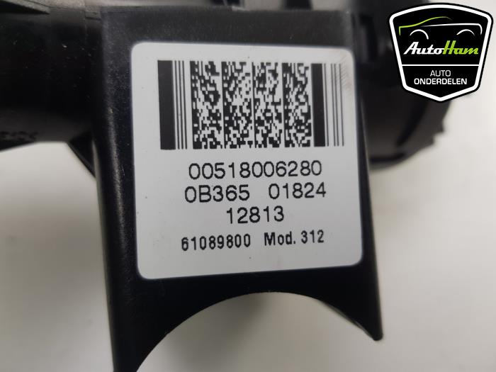 Ignition lock + key from a Fiat Panda (312) 0.9 TwinAir Turbo 85 2013