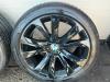 Juego de llantas deportivas + neumáticos de un BMW X5 (F15) xDrive 30d 3.0 24V 2013