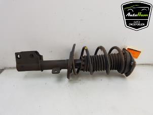 Used Front shock absorber, right Opel Combo Cargo 1.5 CDTI 100 Price € 90,00 Margin scheme offered by AutoHam