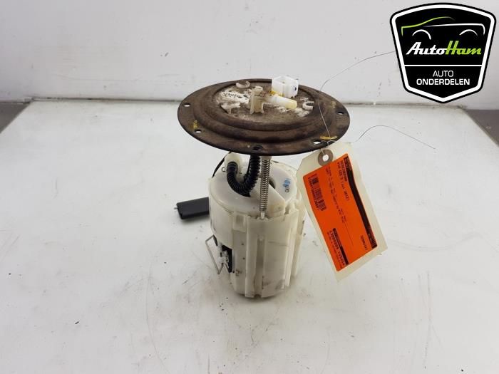 Bomba de gasolina de un Kia Cee'd (JDB5) 1.6 GDI 16V 2012