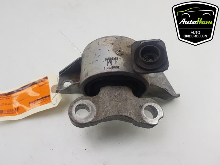 Usagé Support moteur Opel Adam 1.4 16V Ecoflex, Ecotec LPG Prix € 10,00 Règlement à la marge proposé par AutoHam