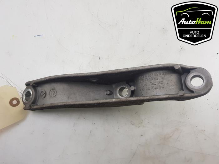 Sway bar bush bracket