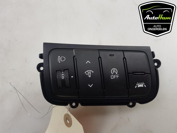 Używane Przelacznik Kia Cee'd (JDB5) 1.6 GDI 16V Cena € 25,00 Procedura marży oferowane przez AutoHam