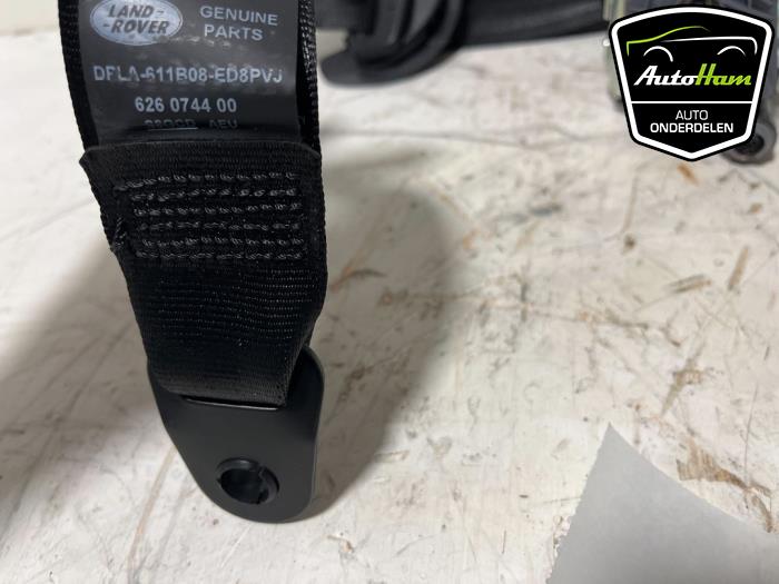 Front seatbelt, right from a Land Rover Range Rover Sport (LW) 2.0 16V P400e 2018