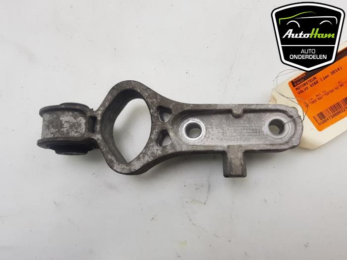 Used Engine mount Volvo XC60 I (DZ) 2.0 T5 16V Price € 25,00 Margin scheme offered by AutoHam