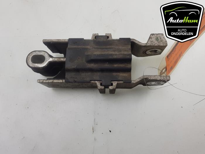 Used Engine mount Volvo XC60 I (DZ) 2.0 T5 16V Price € 15,00 Margin scheme offered by AutoHam
