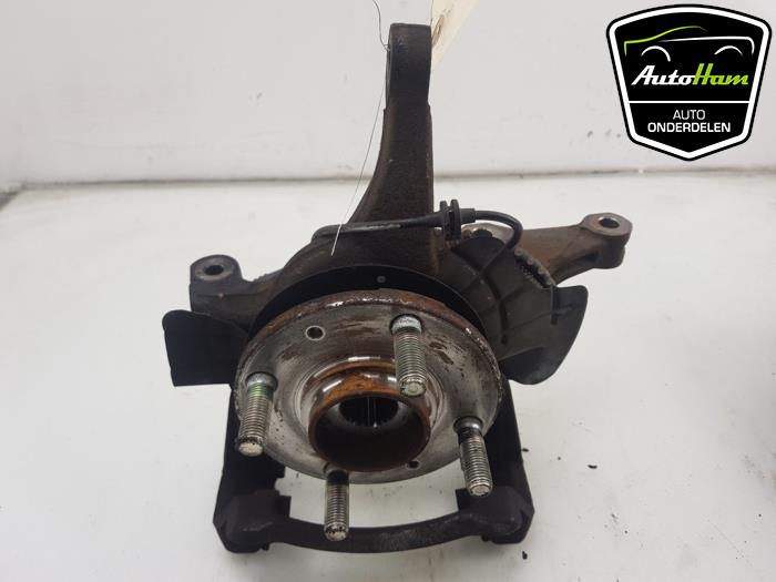 Knuckle, front right from a Kia Picanto (JA) 1.0 12V 2019