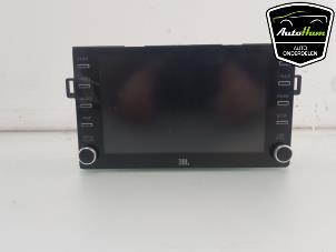 Used Display Multi Media control unit Toyota Yaris IV (P21/PA1/PH1) 1.5 12V Hybrid Price on request offered by AutoHam
