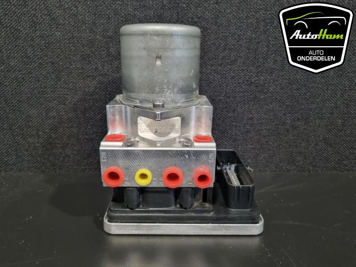 Gebrauchte ABS Pumpe BMW 5 serie (G30) M5 Competition 4.4 V8 32V TwinPower Turbo Preis € 750,00 Margenregelung angeboten von AutoHam