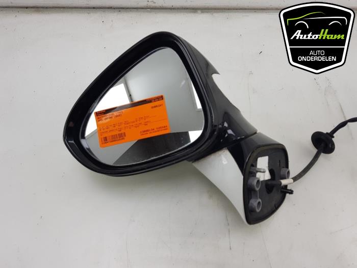 Wing mirror, left from a Opel Zafira Tourer (P12) 2.0 CDTI 16V 130 Ecotec 2015