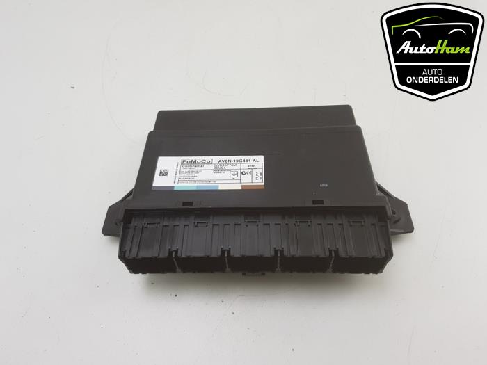 Używane Modul Comfort Ford Focus 3 1.0 Ti-VCT EcoBoost 12V 125 Cena € 20,00 Procedura marży oferowane przez AutoHam