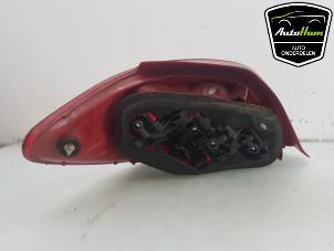 Used Taillight, right Peugeot 307 (3A/C/D) 1.4 16V Price € 75,00 Margin scheme offered by AutoHam