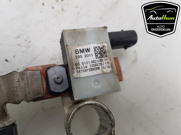 Batteriepol van een BMW X2 (F39) sDrive 20i 2.0 16V Twin Power Turbo 2018