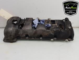 Ventildeckel van een Porsche Panamera (970) 4.8 V8 32V 4S 2009