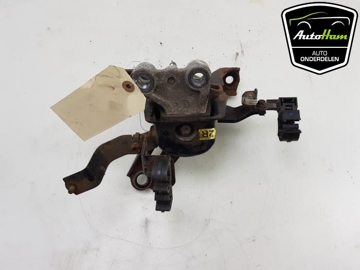 Gebrauchte Motorlager Toyota Verso 1.8 16V VVT-i Preis € 30,00 Margenregelung angeboten von AutoHam