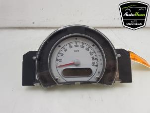 Used Instrument panel Opel Agila (B) 1.2 16V Price € 50,00 Margin scheme offered by AutoHam