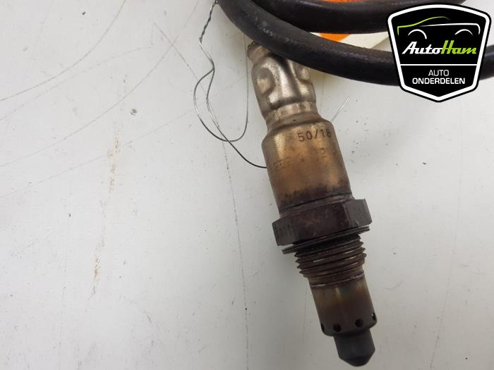 Lambda probe from a Volkswagen Golf VII (AUA) 1.0 TSI 12V BlueMotion 2018