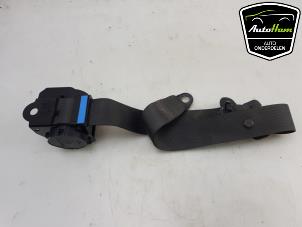 Used Rear seatbelt, right Chevrolet Spark (M300) 1.2 16V Price € 50,00 Margin scheme offered by AutoHam