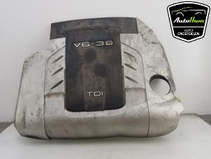 Usados Chapa protectora motor Audi Q7 (4LB) 3.0 TDI V6 24V Precio € 50,00 Norma de margen ofrecido por AutoHam