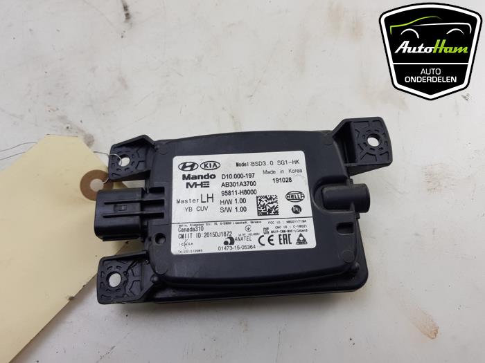 Begagnade Dödvinkelsensor Kia Stonic (YB) 1.0i T-GDi 12V Pris € 125,00 Marginaltabell erbjuds av AutoHam