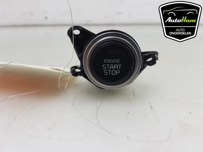 Używane Przelacznik Start/Stop Kia Stonic (YB) 1.0i T-GDi 12V Cena € 20,00 Procedura marży oferowane przez AutoHam