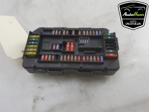 Used Fuse box BMW 1 serie (F21) 116i 1.6 16V Price € 20,00 Margin scheme offered by AutoHam