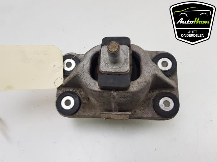 Used Engine mount Landrover Range Rover Sport (LW) 3.0 TDV6 Price € 40,00 Margin scheme offered by AutoHam