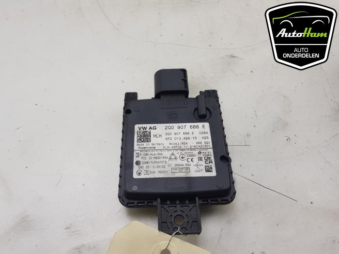 Side assist sensor from a Volkswagen Golf VIII (CD1) 2.0 GTI 16V 2022