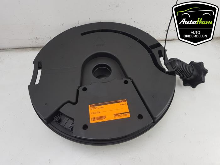 Subwoofer - 5H0035621 VW-AG - AutoHam | ProxyParts.com