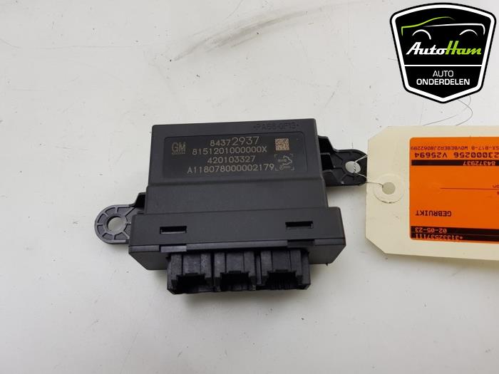 Begagnade PDC-modul Opel Astra K Sports Tourer 1.0 Turbo 12V Pris € 25,00 Marginaltabell erbjuds av AutoHam