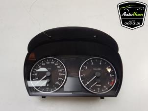 Usagé Instrument de bord BMW 3 serie (E90) 318i 16V Prix € 125,00 Règlement à la marge proposé par AutoHam