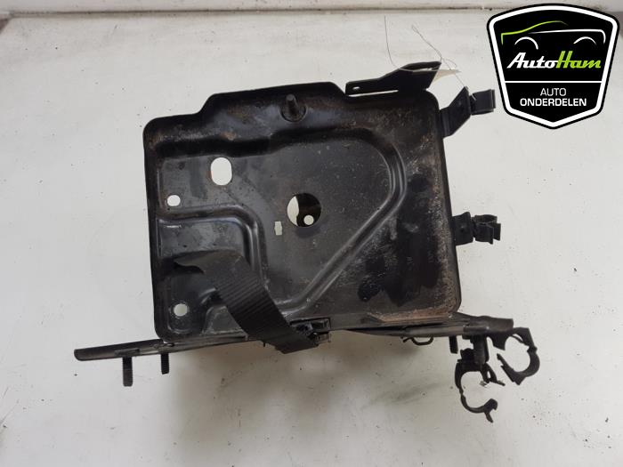 Begagnade Batterilåda Fiat 500 (312) 0.9 TwinAir 85 Pris € 20,00 Marginaltabell erbjuds av AutoHam