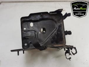 Used Battery box Fiat 500 (312) 0.9 TwinAir 85 Price € 20,00 Margin scheme offered by AutoHam
