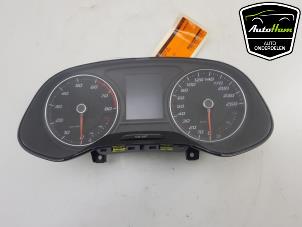 Used Instrument panel Seat Leon ST (5FF) 1.0 TSI 12V Price € 150,00 Margin scheme offered by AutoHam