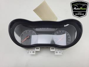 Usagé Instrument de bord Opel Karl 1.0 12V Prix € 75,00 Règlement à la marge proposé par AutoHam