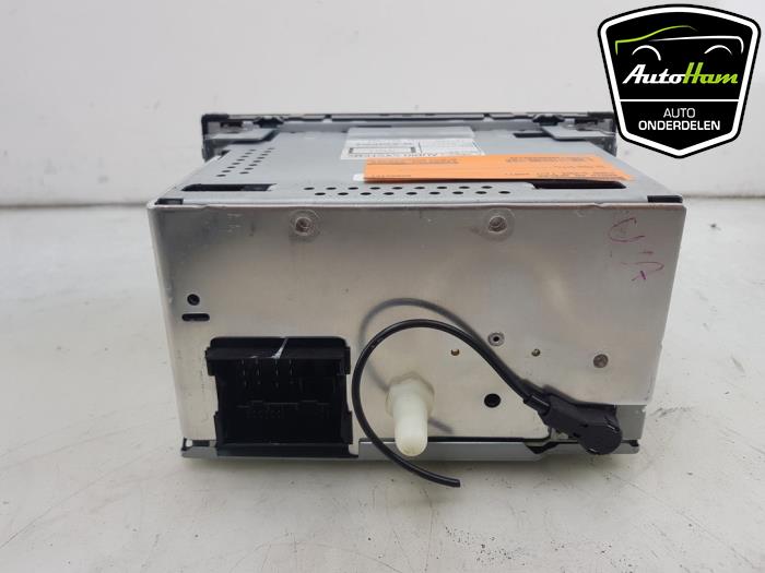 Radio CD player from a Ford S-Max (GBW) 2.5 Turbo 20V 2007