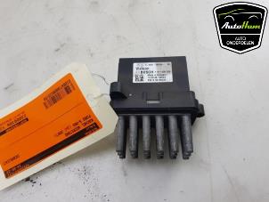 Used Heater resistor Ford S-Max (GBW) 2.5 Turbo 20V Price € 10,00 Margin scheme offered by AutoHam
