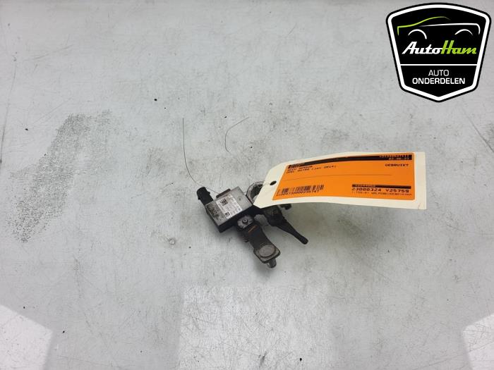 Begagnade Batterisensor Opel Astra J Sports Tourer (PD8/PE8/PF8) 1.4 Turbo 16V Pris € 20,00 Marginaltabell erbjuds av AutoHam