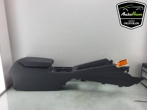 Used Armrest Skoda Octavia Combi (NXAC) 2.0 TDI 16V Price € 125,00 Margin scheme offered by AutoHam