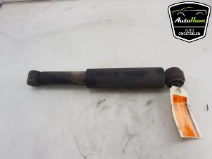 Used Rear shock absorber, right Mercedes Vito (639.6) 2.2 110 CDI 16V Euro 5 Price € 30,00 Margin scheme offered by AutoHam